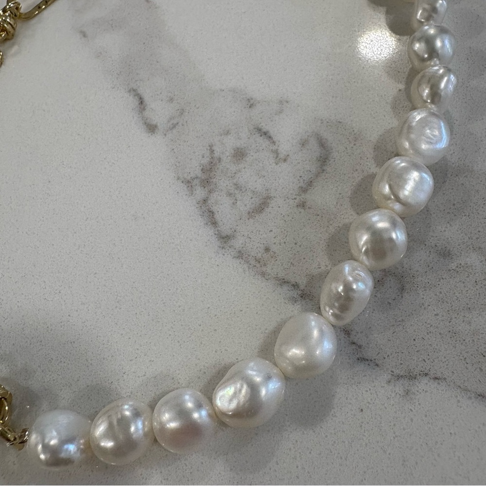 Ann Taylor Gold Link Chain and White Pearl Mixed Necklace - Picture 6 of 9
